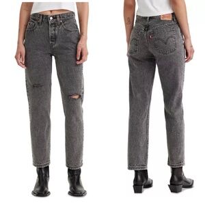Levi's Women's Grey Washed Ankle Jeans with Knee Rips